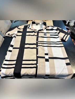 MANFINITY Geometric Button Down Shirt in Black & Beige